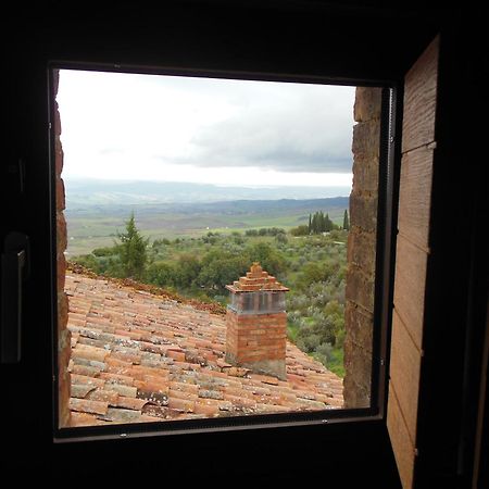 Larocchettina Apartment Castiglione dʼOrcia Стая снимка