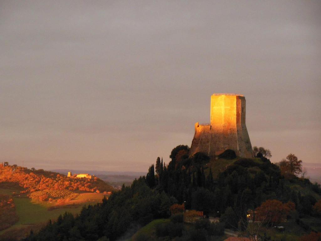 Larocchettina Apartment Castiglione dʼOrcia Стая снимка